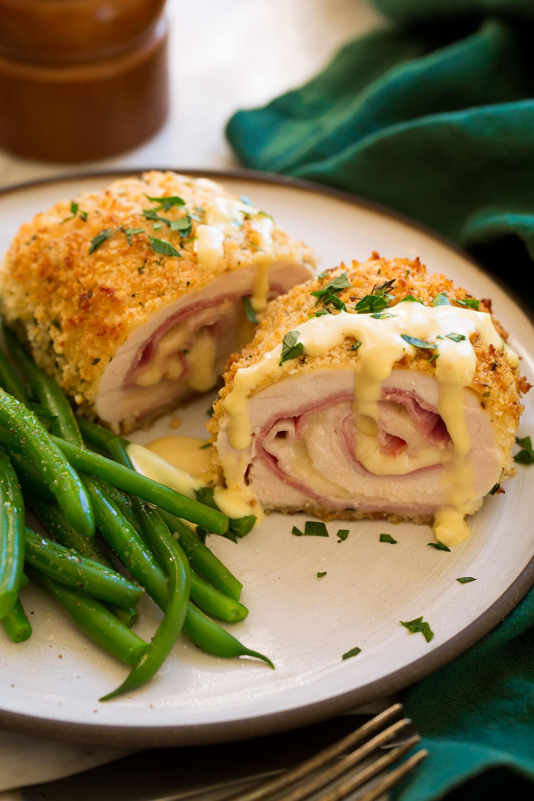 LOW CARB CHICKEN CORDEN BLEU w/ VEG